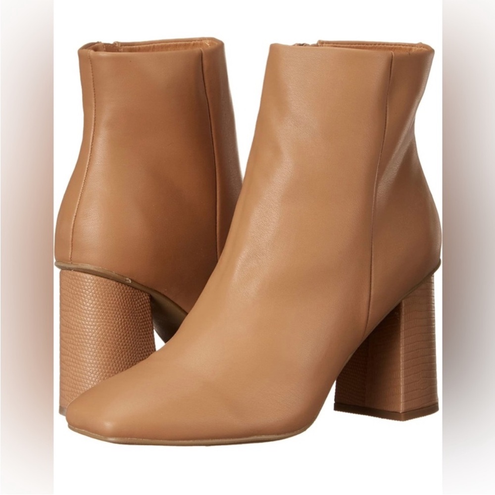 Dolce Vita Mellow/Maudry Camel Ankle Booties